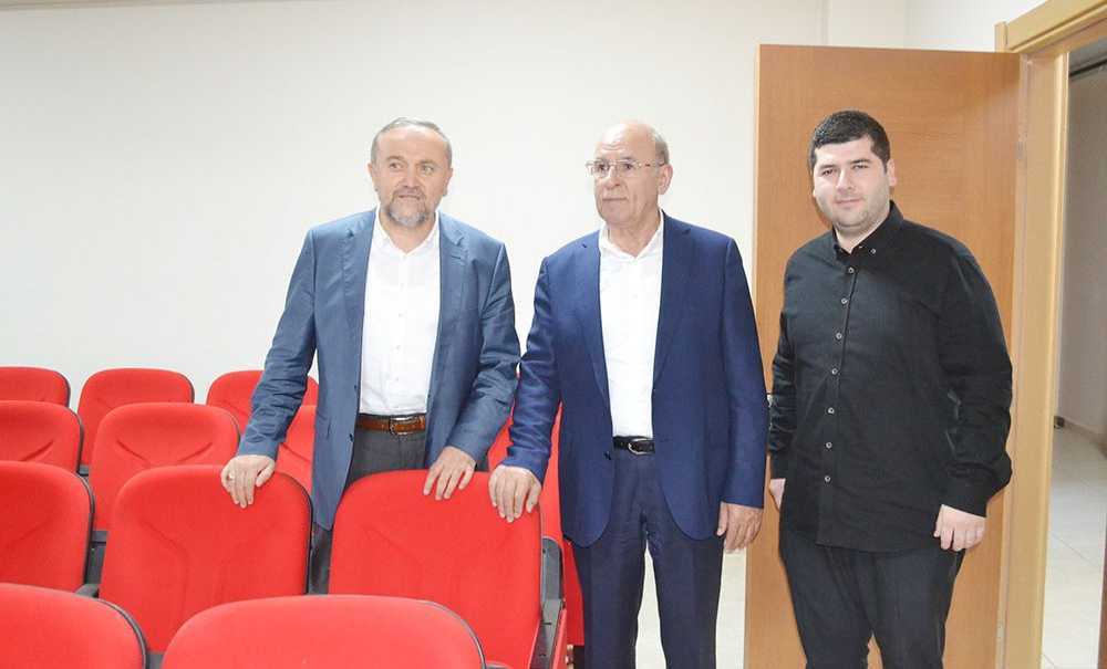 İlim Yayma Cemiyeti İftarda Buluştu