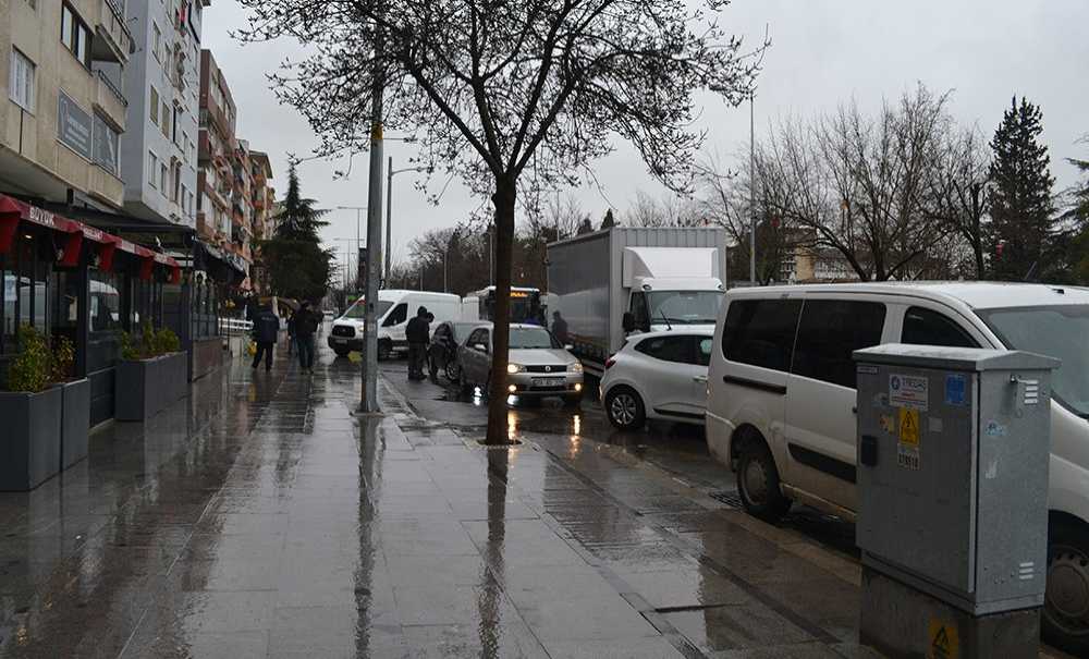 Çorlu'da Yetkililer Durakları Umursamıyor!