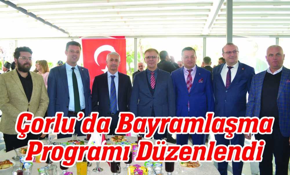 Çorlu'da Bayramlaşma Programı Düzenlendi