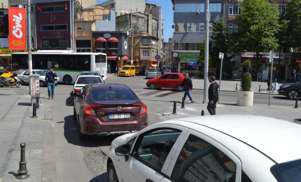 Kavşaktaki Sorun Çözüm Bekliyor!