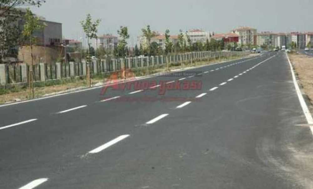 Bülent Ecevit Bulvarının Yol Çizgileri Çizildi