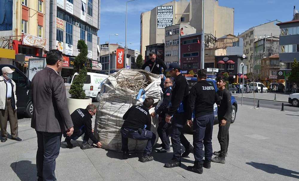 Çekçekçi Sorununa Dikkat Çekti