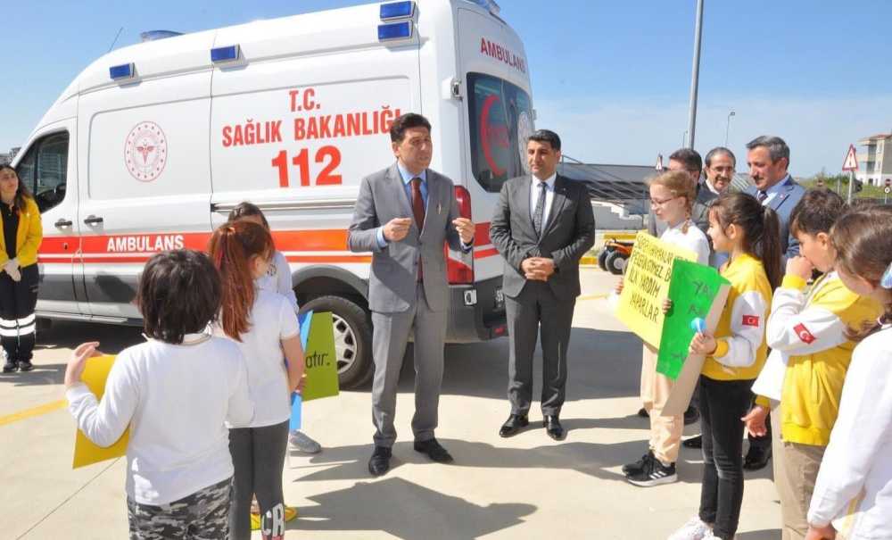 Trafik Ve İlk Yardım Haftası'nda Etkinlik Düzenlendi