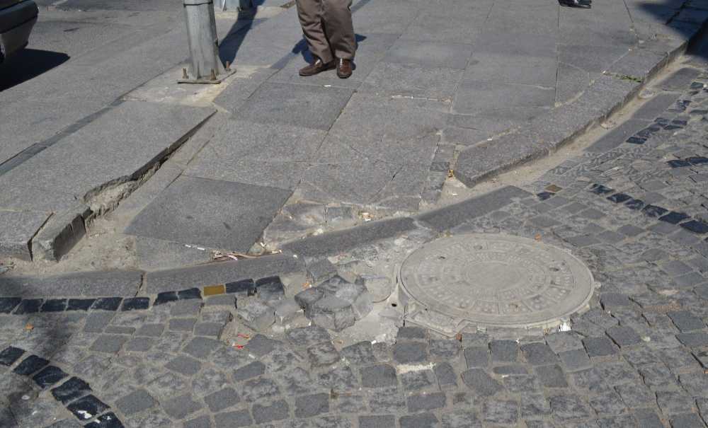 Yetkililer Sorunu Görmüyor!