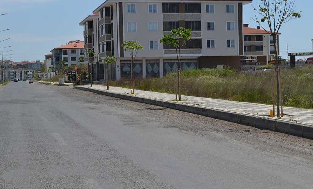 İsmet Paşa Bulvarı Hizmet Bekliyor