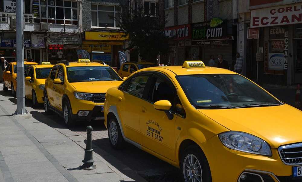 Taksici Esnafı Gün İçinde İş Yapamıyor
