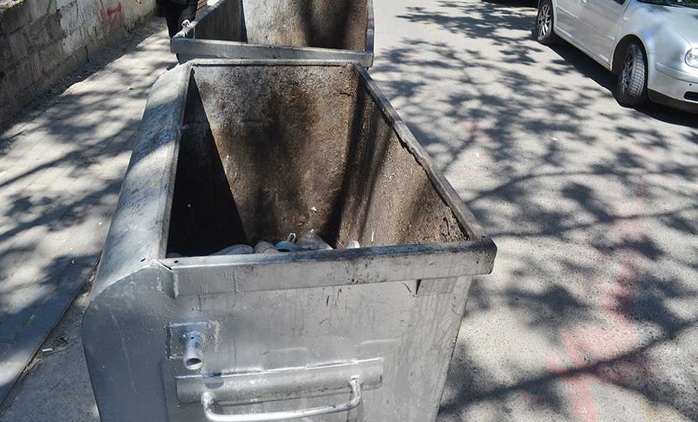 Havalar Isındı Çöp Kutuları Kokmaya Başladı
