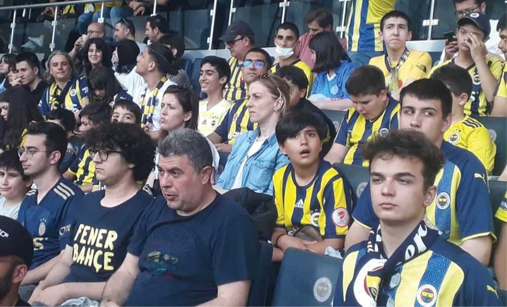 Çorlulu Öğrenciler Fenerbahçe Maçına Gitti
