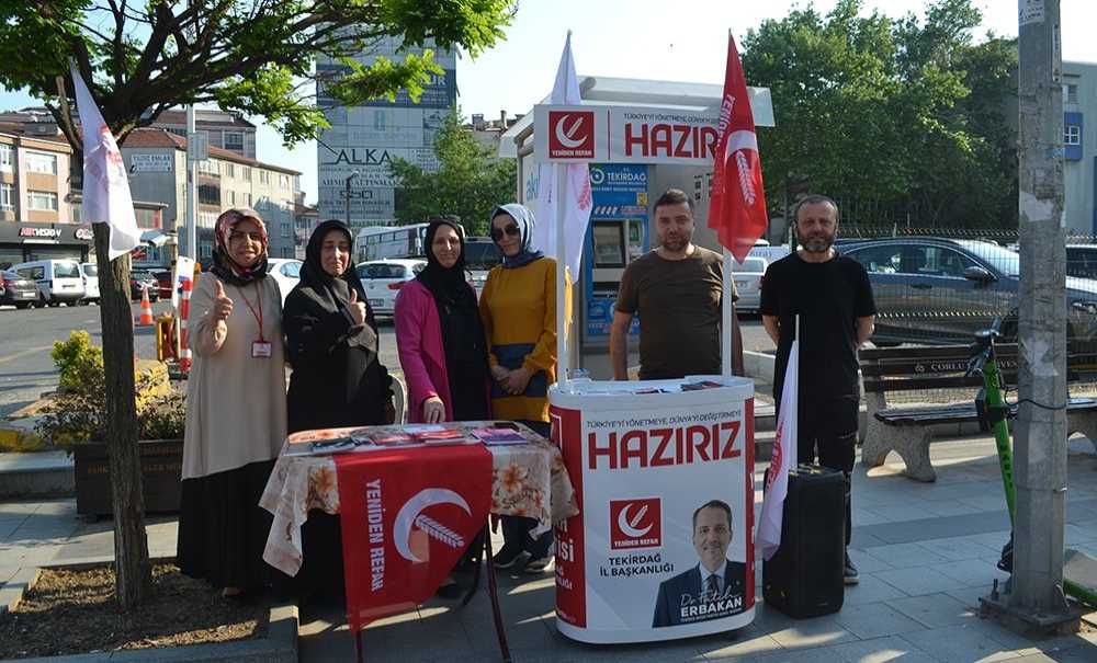 Yeniden Refah Partisi Üye Kaydetmeye Devam Ediyor