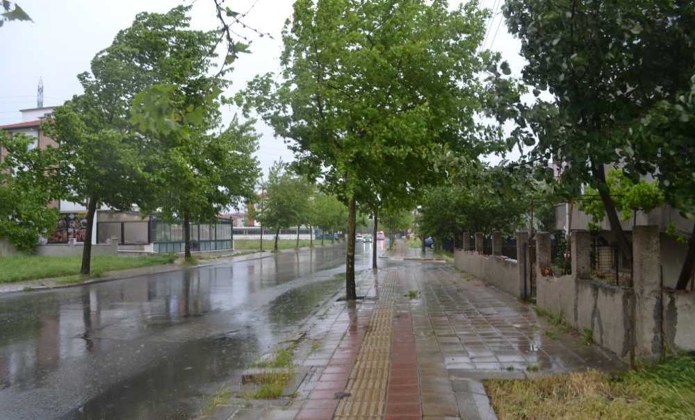 Çorlu Mayıs Ayı'nda Kışı Yaşadı