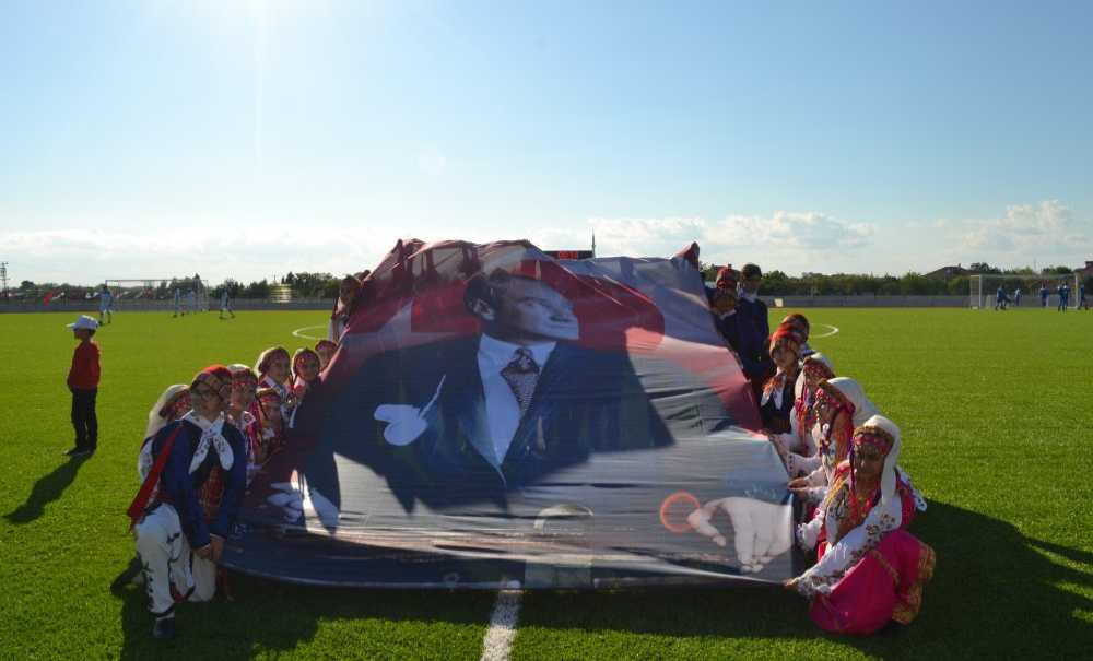 Ergene'de 19 Mayıs Stadı Açıldı