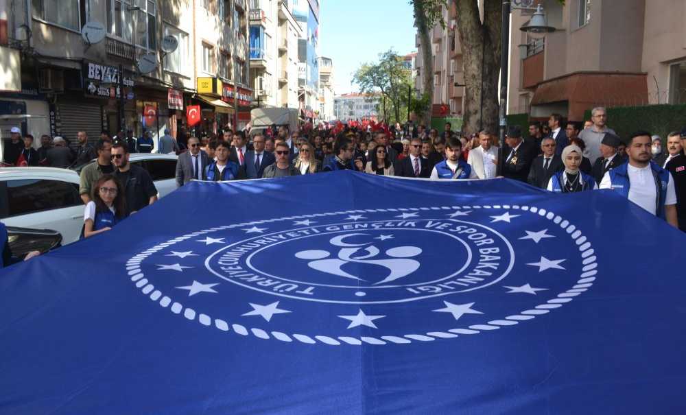 19 Mayıs Çorlu'da Coşku İle Kutlandı