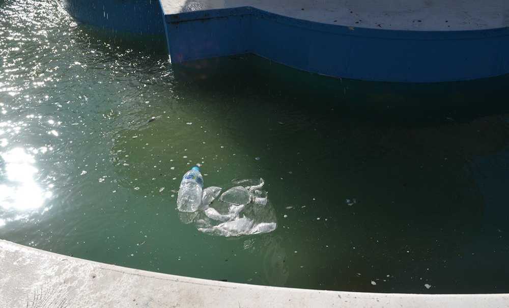 Kimi Vatandaşlar Havuzu Kirletmeye Devam Ediyor