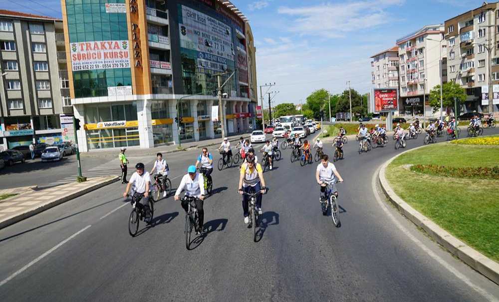 Muhtarlar Derneği'nden Anlamlı Etkinlik