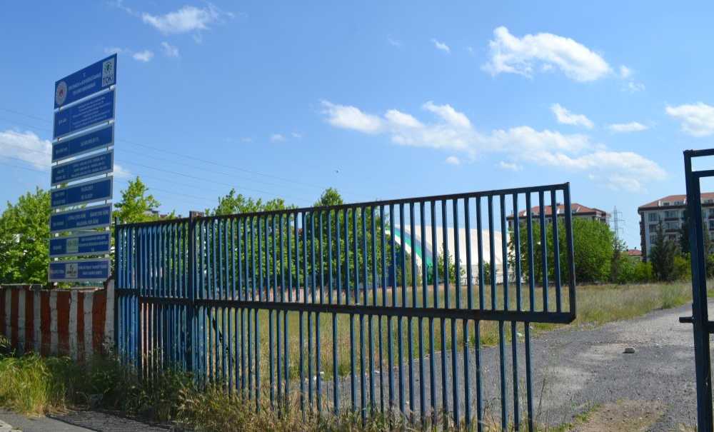 Okul İnşaatıyla İlgili Bir Çivi Dahi Çakılmadı