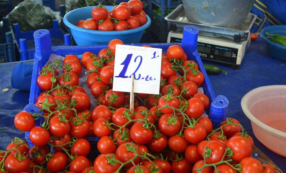 Pazarda Fiyatlar İnişe Geçti