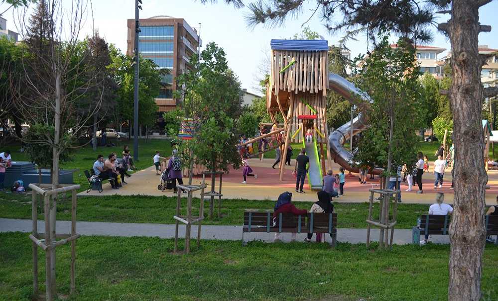 Millet Bahçesi İlgi Odağı Oldu