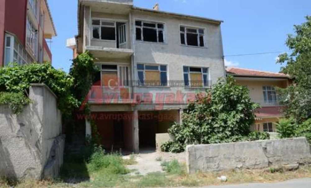 Madde Bağımlıları Yol Kesip Haraç İstiyor