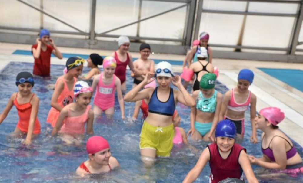 Büyükşehir Belediyesi Çocukları Su Sporları İle Buluşturdu