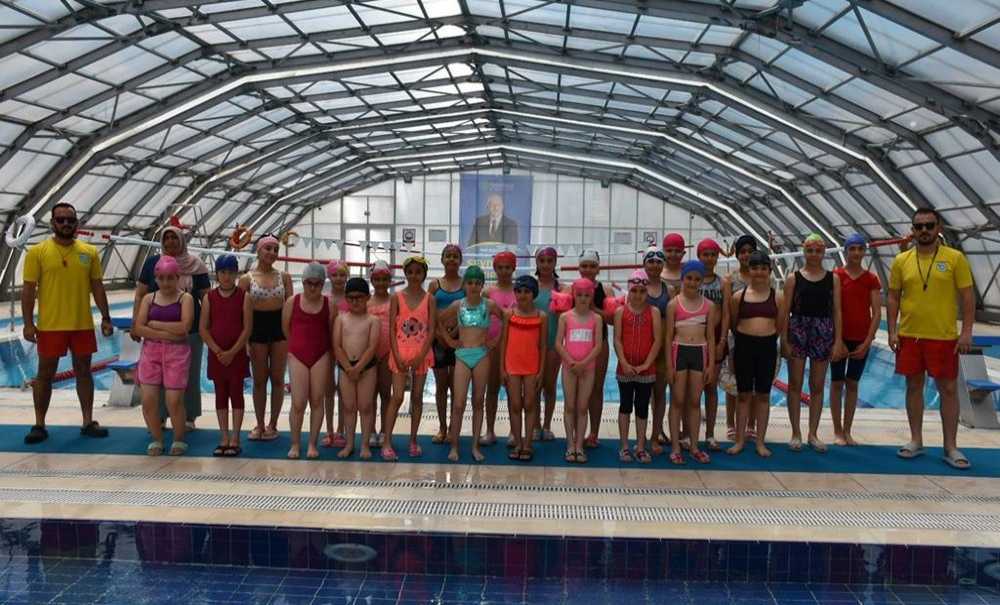 Büyükşehir Belediyesi Çocukları Su Sporları İle Buluşturdu