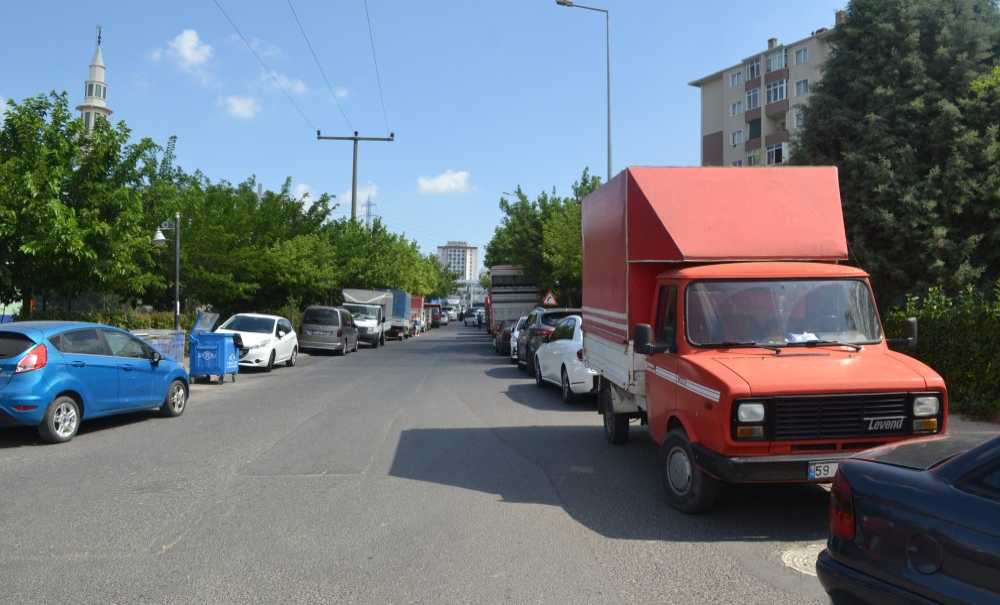 Pazarın Etrafında Keşmekeşlik Yaşanıyor