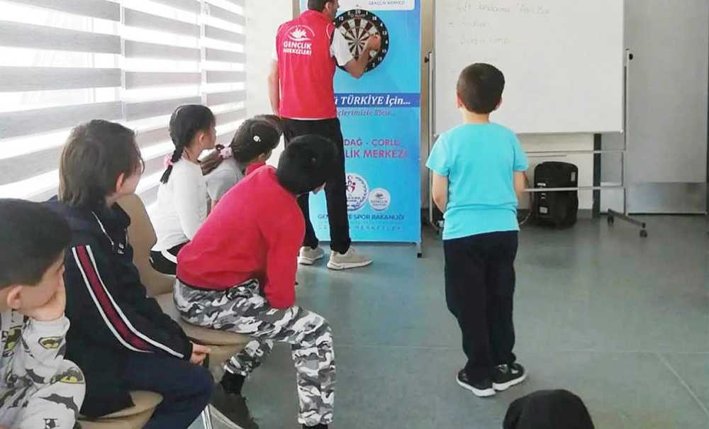 Çorlu Gençlik Merkezi Çalışmalarını Sürdürüyor