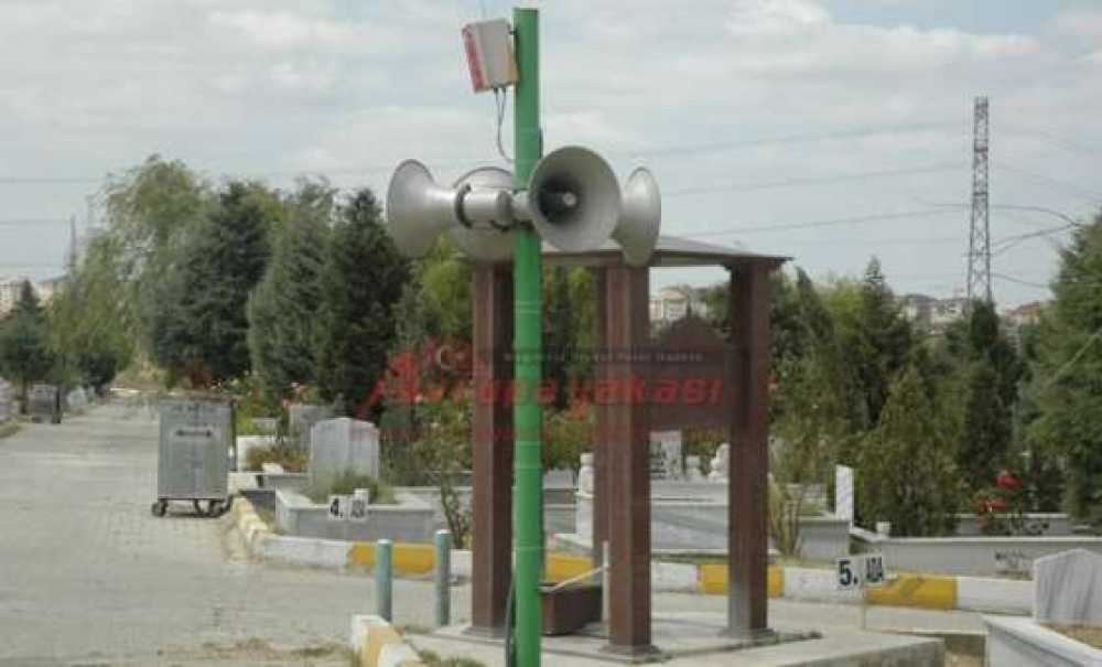 Mezarlıklarda Bayram Temizliği