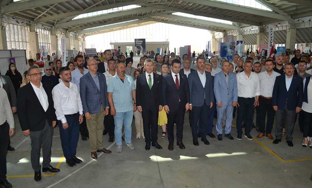Çorlu'da Eğitim Fuarı Açıldı