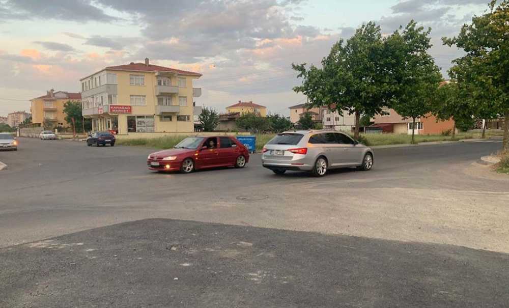 Mahalleli Kasis Yapılmasını Bekliyor