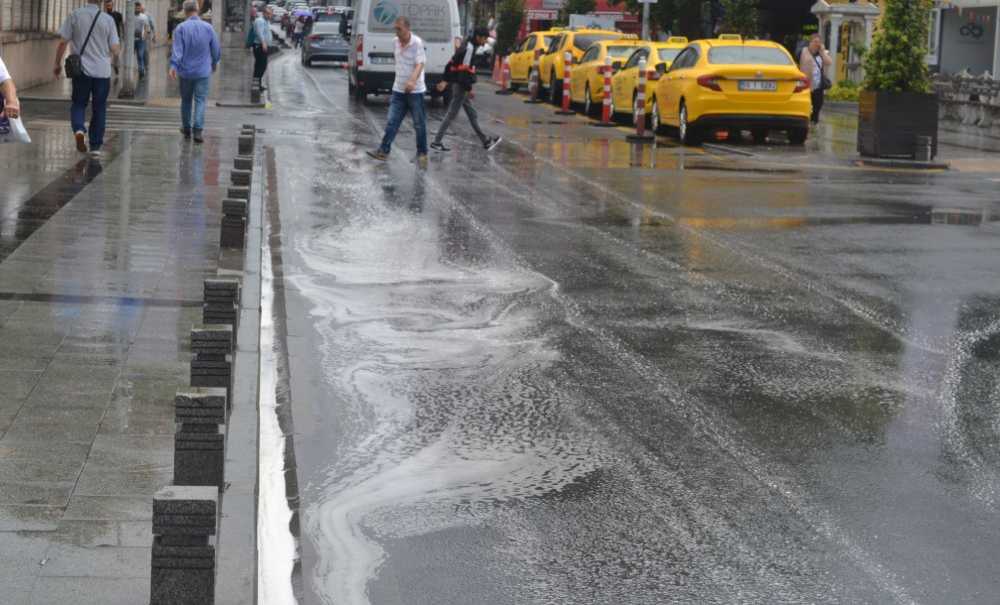 Yaz Yağmuru Kısa Sürdü