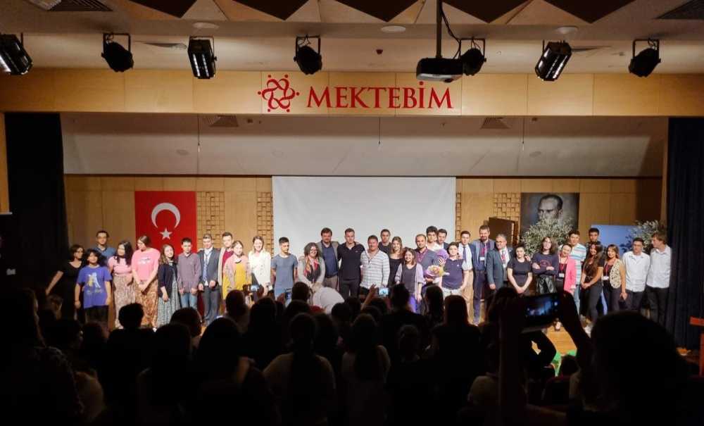 Çorlu Mektebim Koleji Öğrencileri Yaren Bebek İçin Sahne Aldı