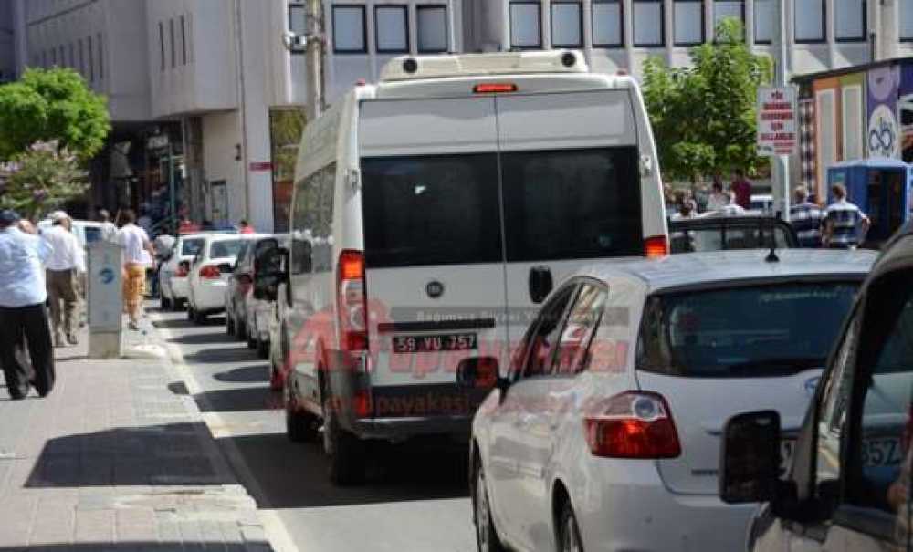 Çorlu Trafiğinde Bayram Yoğunluğu