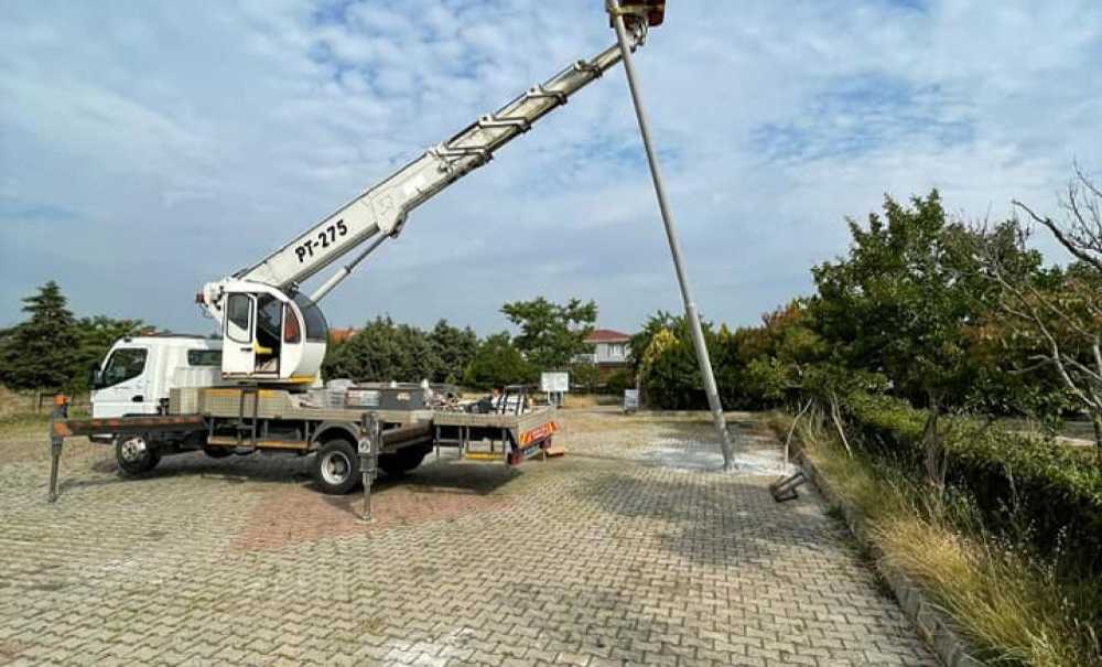 Düğün Salonlarının Bakımı Gerçekleştiriyor