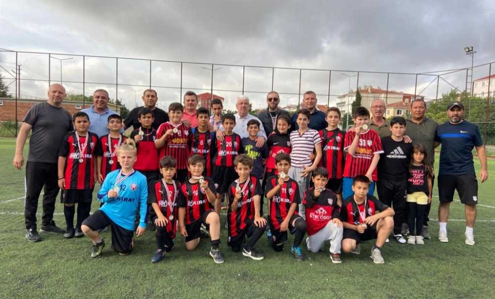 Başkan Yüksel Kupa Törenine Katıldı