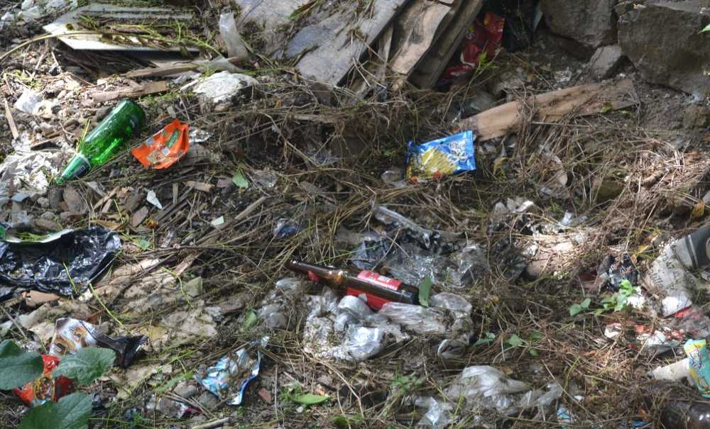 Boş Arazide Fuhuş İddiası