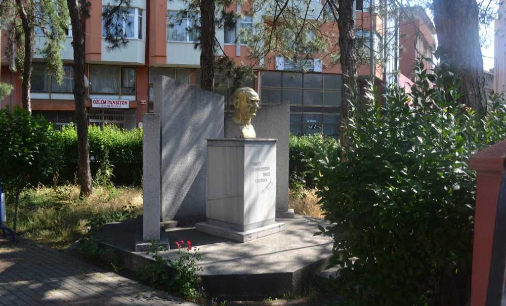 Aziz Günden İlkokulu'nun Temizliği Dikkat Çekiyor