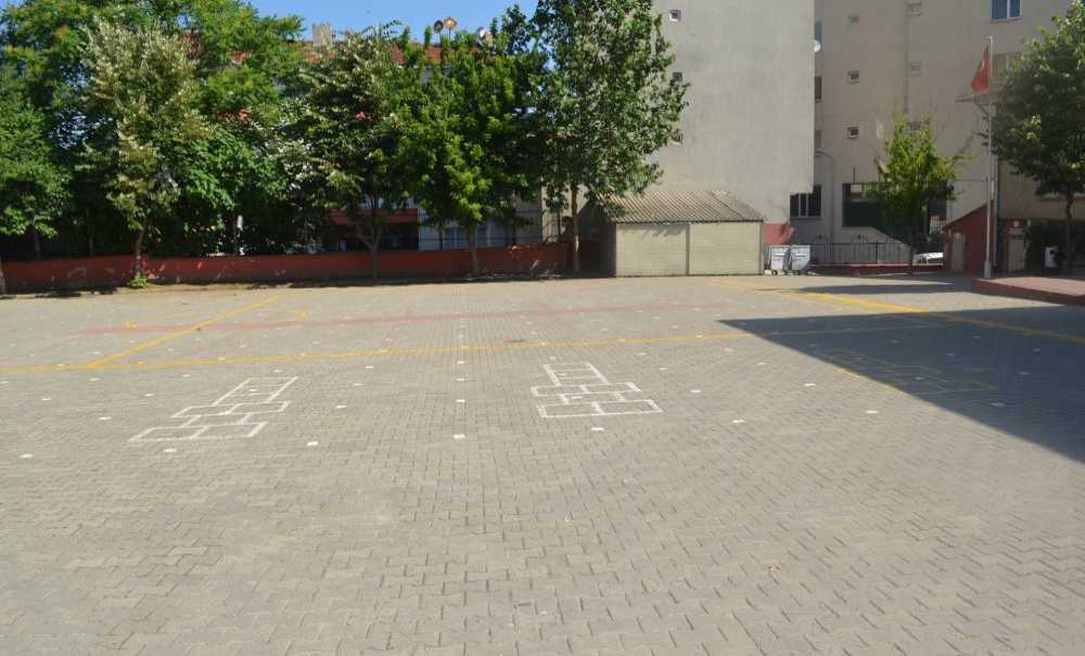 Aziz Günden İlkokulu'nun Temizliği Dikkat Çekiyor