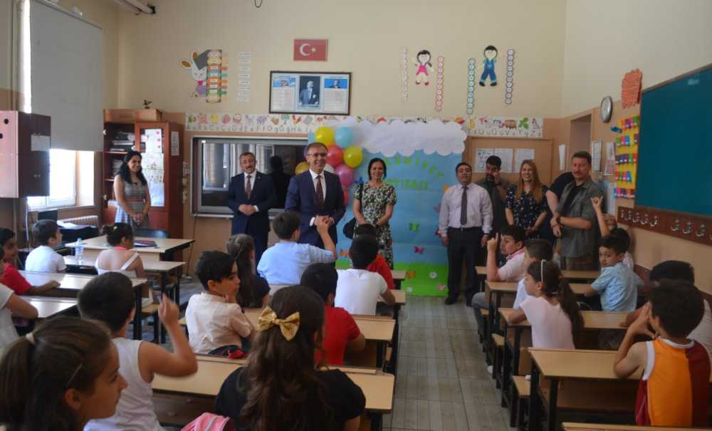 Çorlu'da 55 Bin Öğrenci Karne Heyecanı Yaşadı