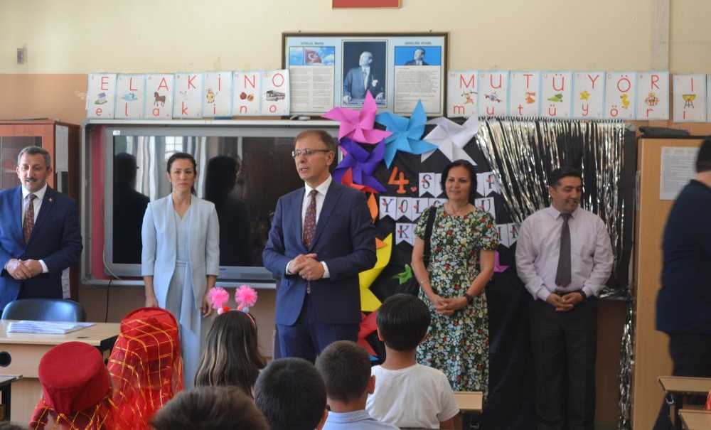 Çorlu'da 55 Bin Öğrenci Karne Heyecanı Yaşadı