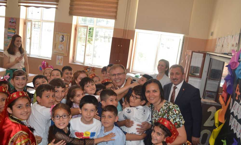 Çorlu'da 55 Bin Öğrenci Karne Heyecanı Yaşadı