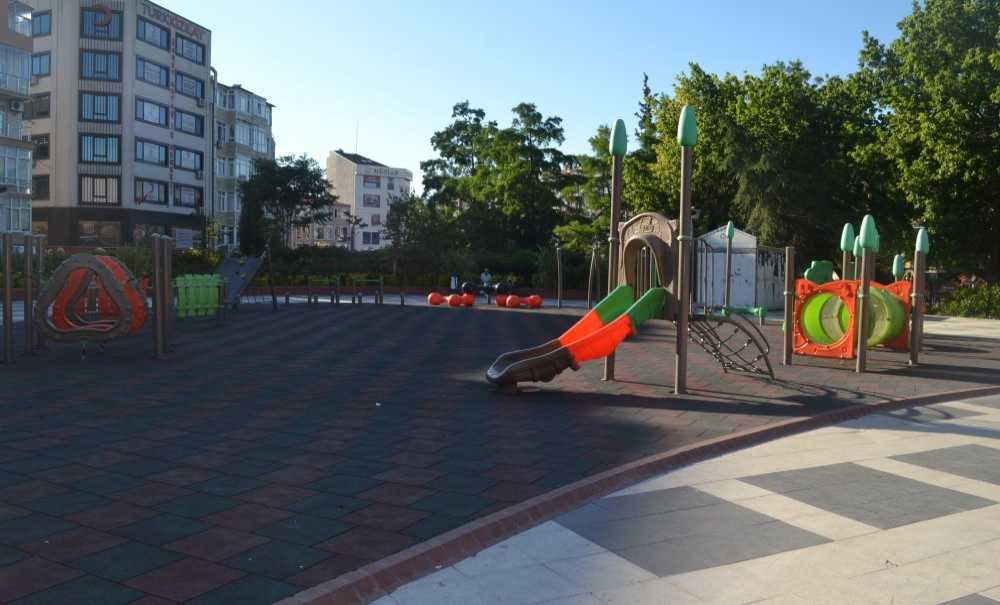 Alt Kısım Yapıldı, Üst Kısmın Da Yapılması Bekleniyor