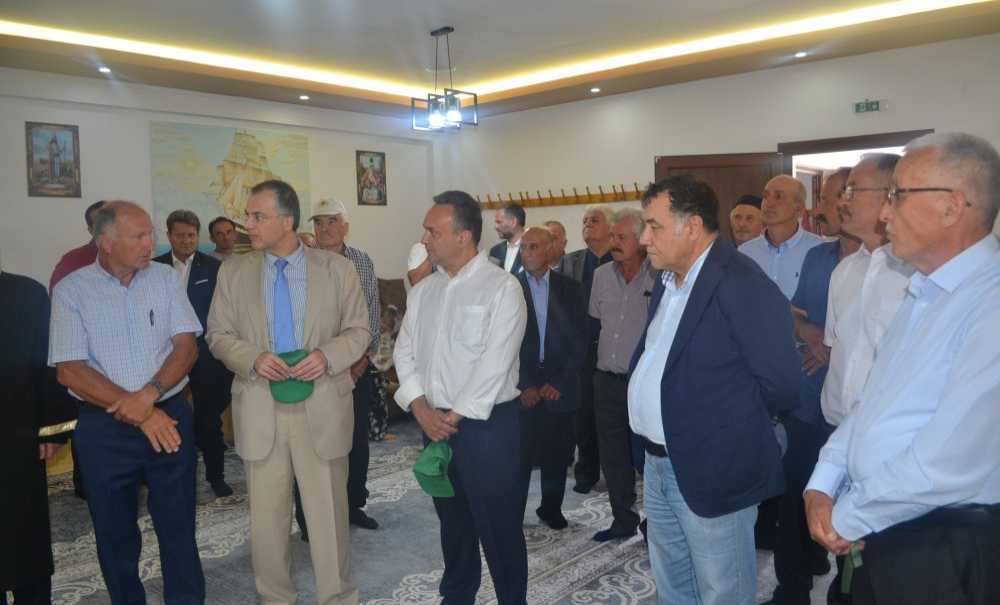 Çorlu Cem Evi'nden Komşuya Büyük Destek