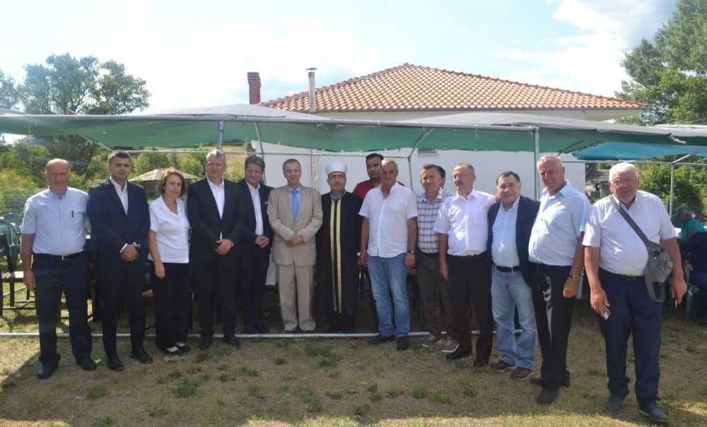 Çorlu Cem Evi'nden Komşuya Büyük Destek