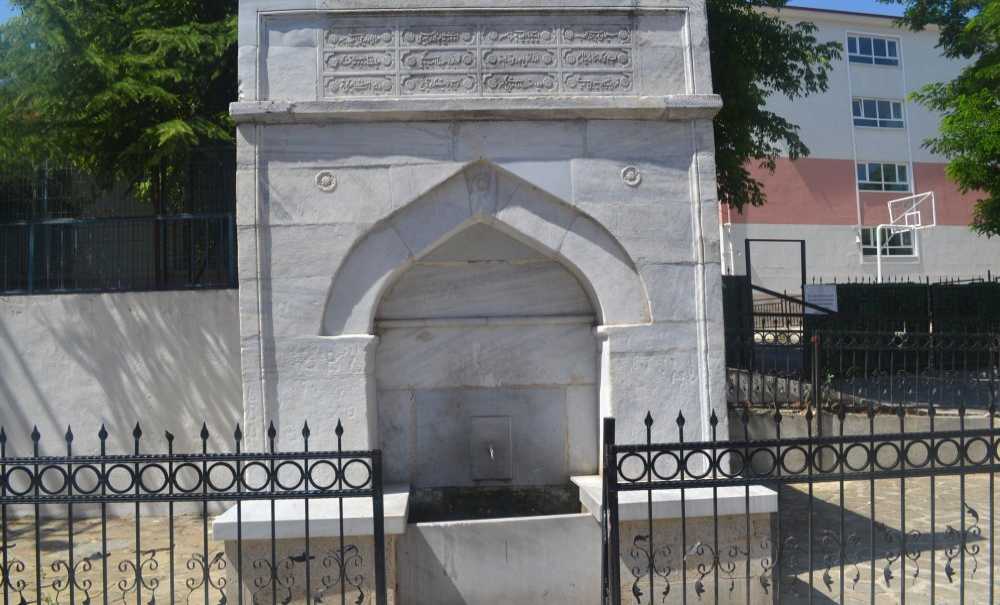 Çeşme Var, Su İçilemiyor!