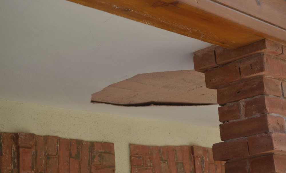 Önü Temizlendi, Tavanı Hala Yapılmadı