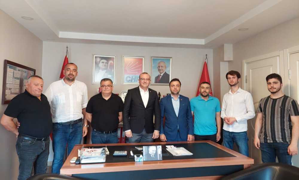 Ak Parti Ve Chp'yi Ziyaret Etti