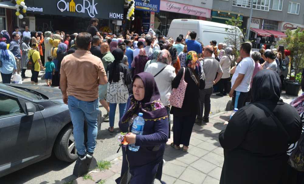 Açılışta İzdiham Yaşandı