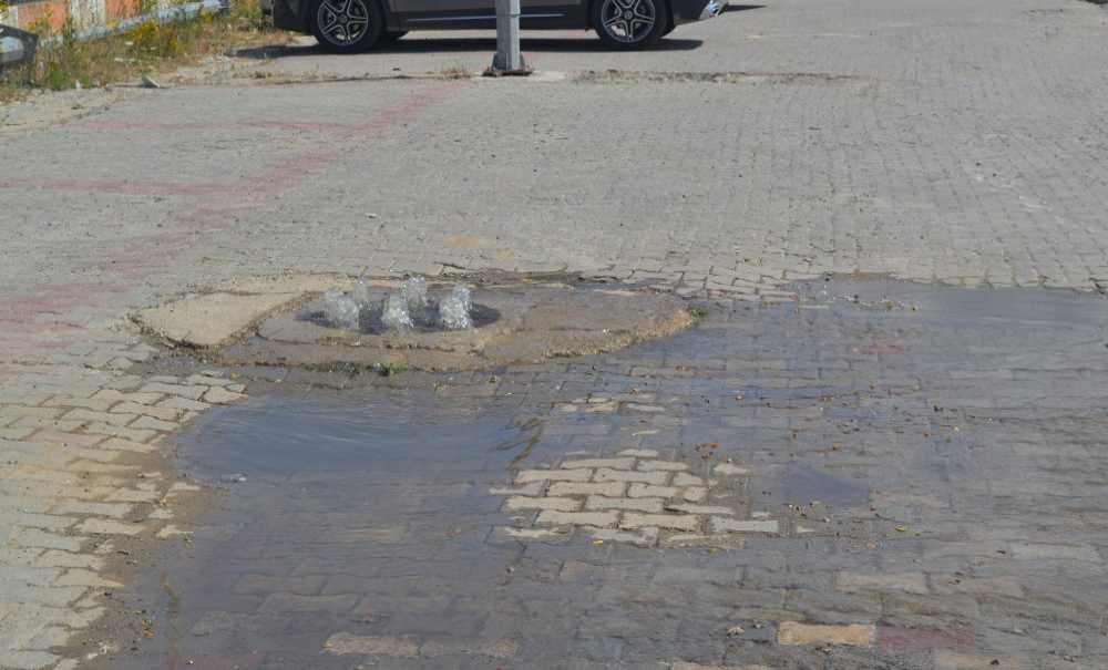 Rögar Kapağından Sular Fışkırdı