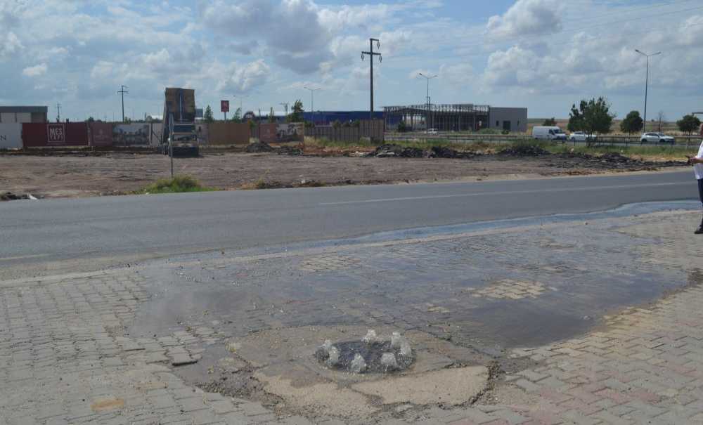 Rögar Kapağından Sular Fışkırdı