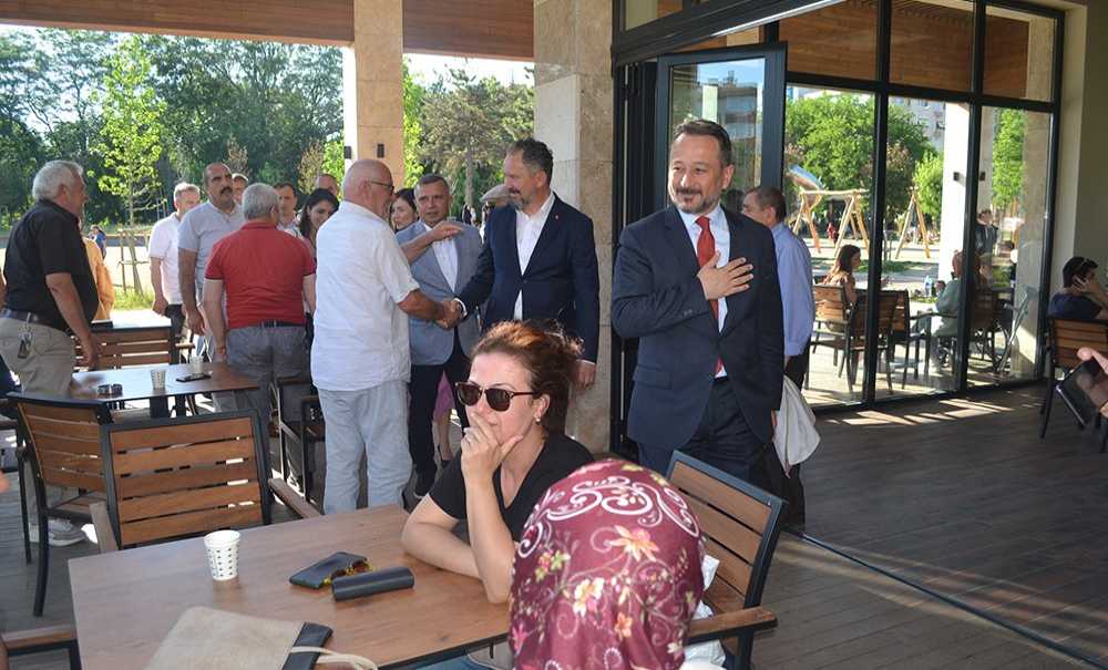 Ak Parti Heyeti Millet Bahçesini İnceledi